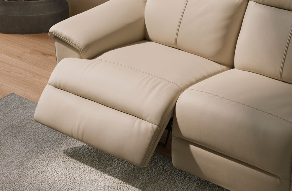 Potenza Large Three Seater Sofa With, Natuzzi Leather Reclining Sofa Reviews